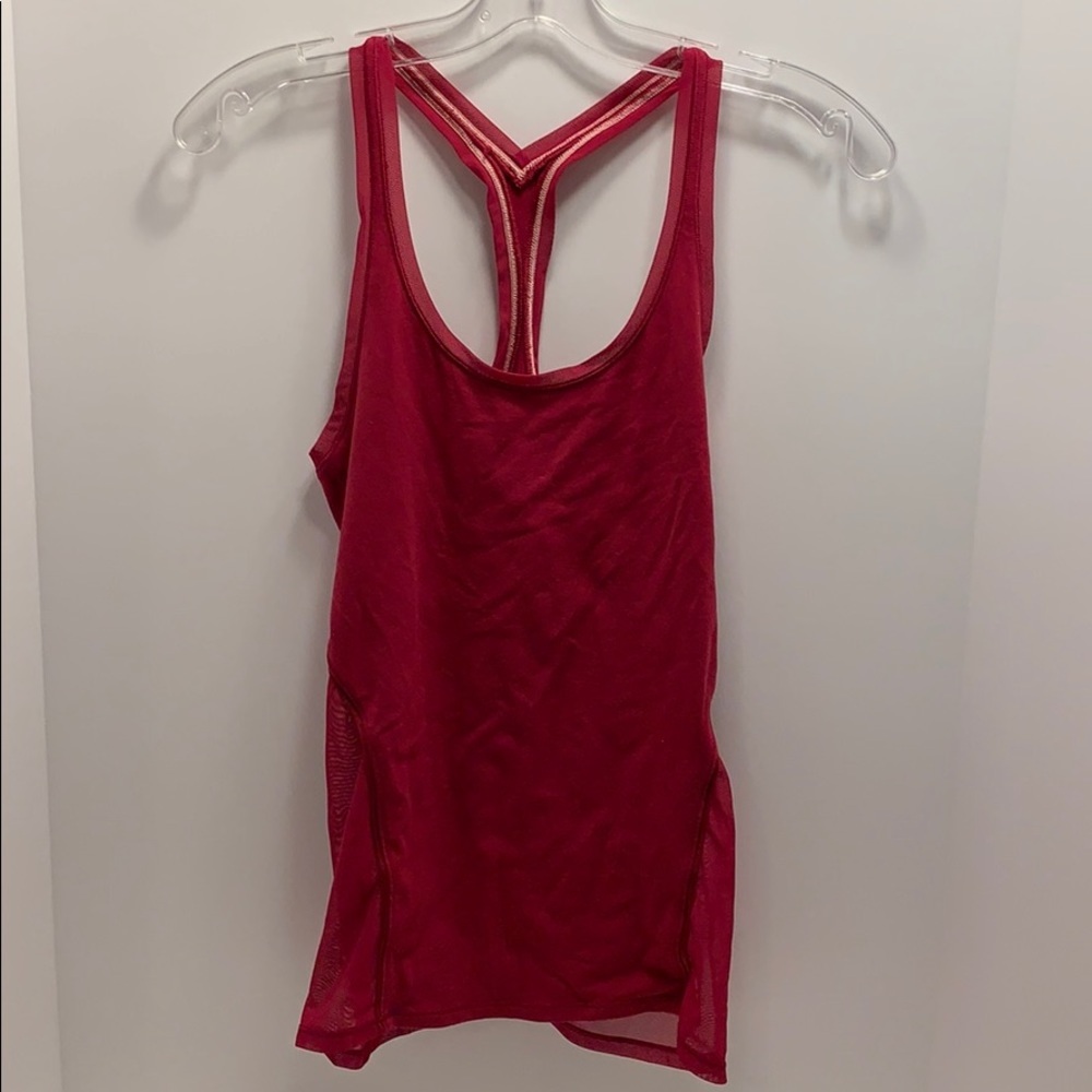 Lululemon tank top with mesh back